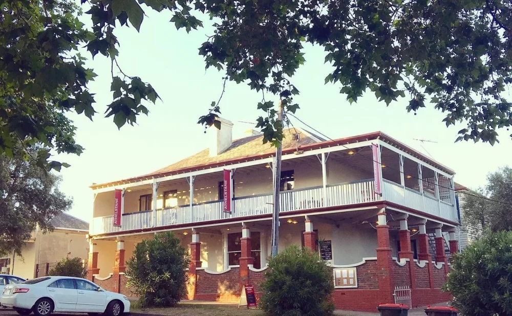 Queenscliff boutique hotel Athelstane House on sale through ResortBrokers