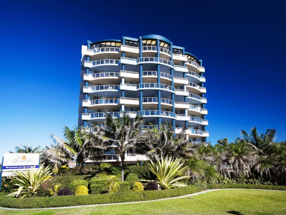 Twenty years of love for Beach beauty