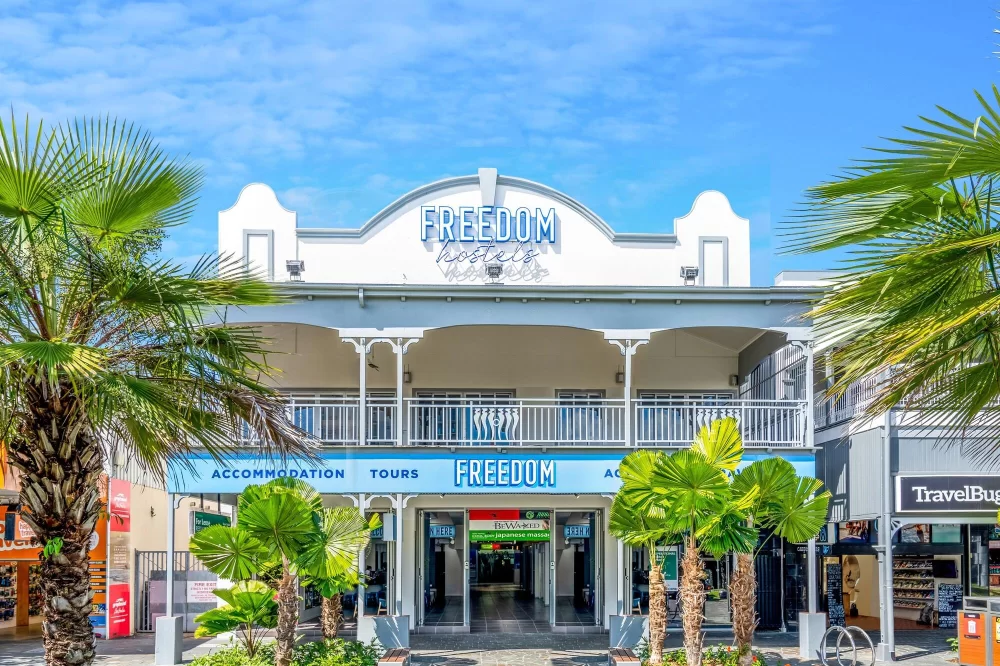 Hostel sold as Cairns prepares for improved backpacker market