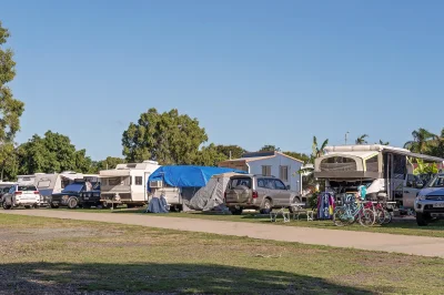 Caravans hit the road to riches