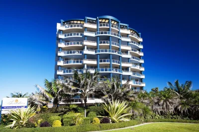 Twenty years of love for Beach beauty