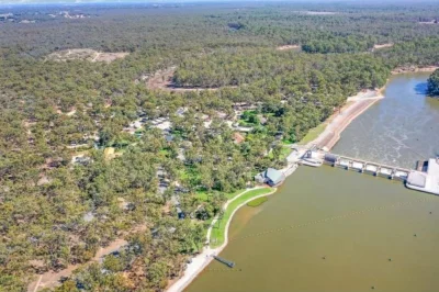 Opportunity flows beside Mighty Murray