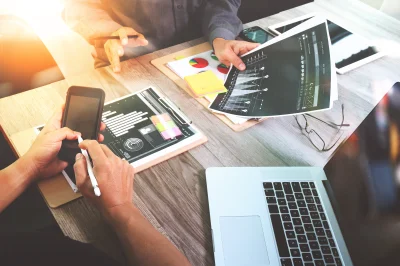 Mixed results in performance and sales