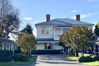 Past meets profit: 1880s Manor turned boutique accommodation business lease for sale