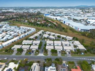 Prime Business Only - No Facilities - Full 25 years agreements $180k+NOP | Resort Brokers ID : MRB008921