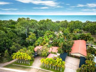 Freehold Coastal Motel with lifestyle appeal & growth upside - Townsville Region | Resort Brokers ID : FH009166