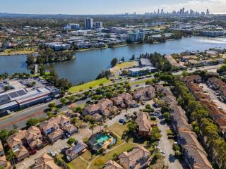 PERMANENT MANAGEMENT RIGHTS GOLD COAST - HIGH NET PROFIT