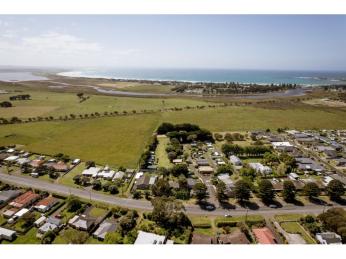 Prime Coastal Park with Vast Growth Potential