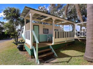 Freehold Highway Caravan Park - Established Regional Performer | Resort Brokers ID : FH009167