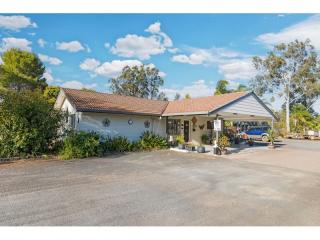 Motels For Sale - 1 large