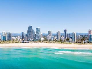 Broadbeach Holiday Resort Featuring a Stylish 3 Bedroom Managers Residence