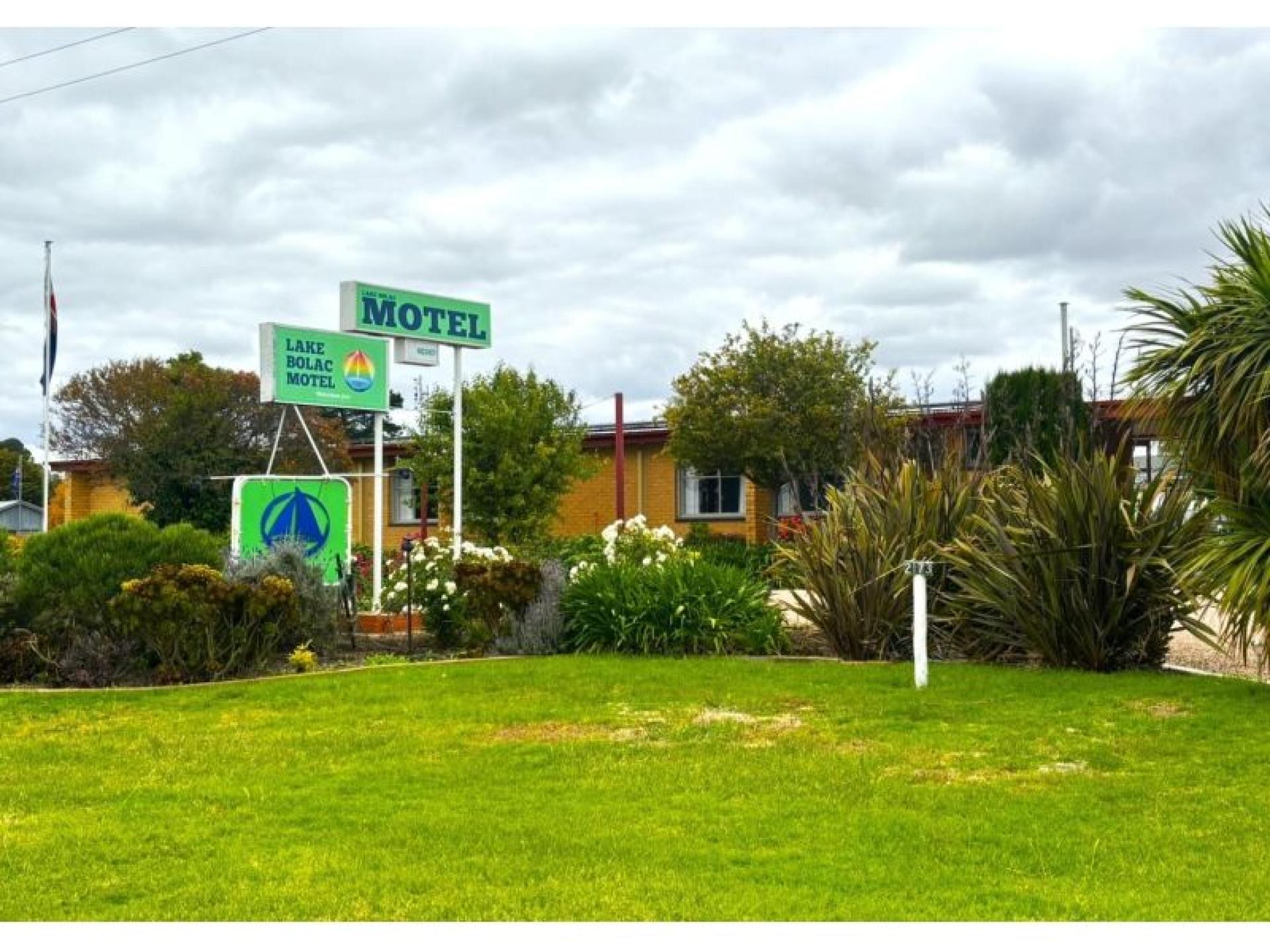 Motel for sale  Lake Bolac