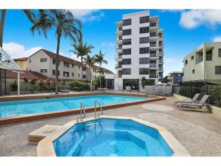 Easy to manage short-term Management Rights on the Broadwater. | Resort Brokers ID : MR008973