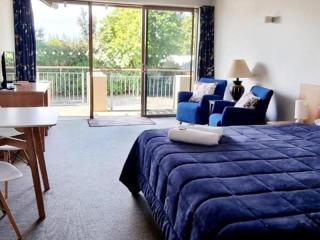 Motels For Sale - 1 large