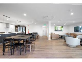 Motels For Sale - 1 large